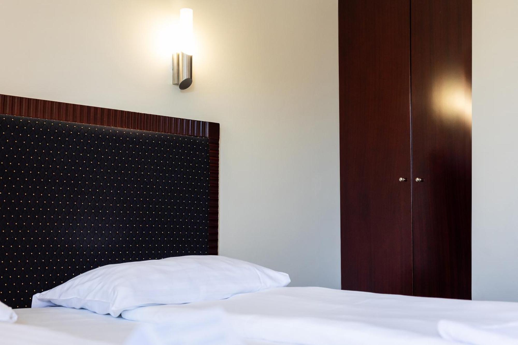 Hotel 365 Maribor Exterior foto